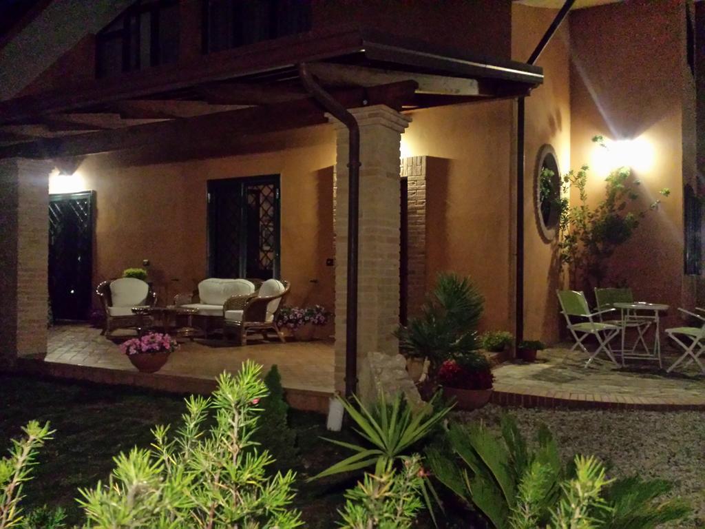 B&B Villa Molinari Restaurant E Baby Park Campagna Bagian luar foto